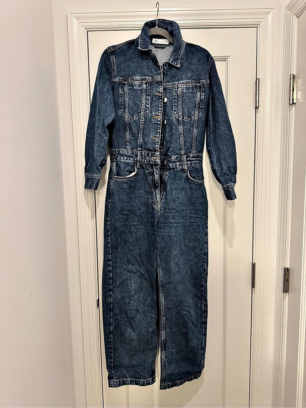 Zara Denim Utility Jumpsuit in Blue Size small Like New